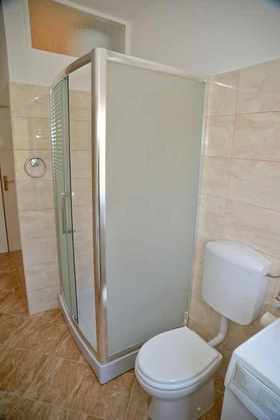 Apartman And Antonio